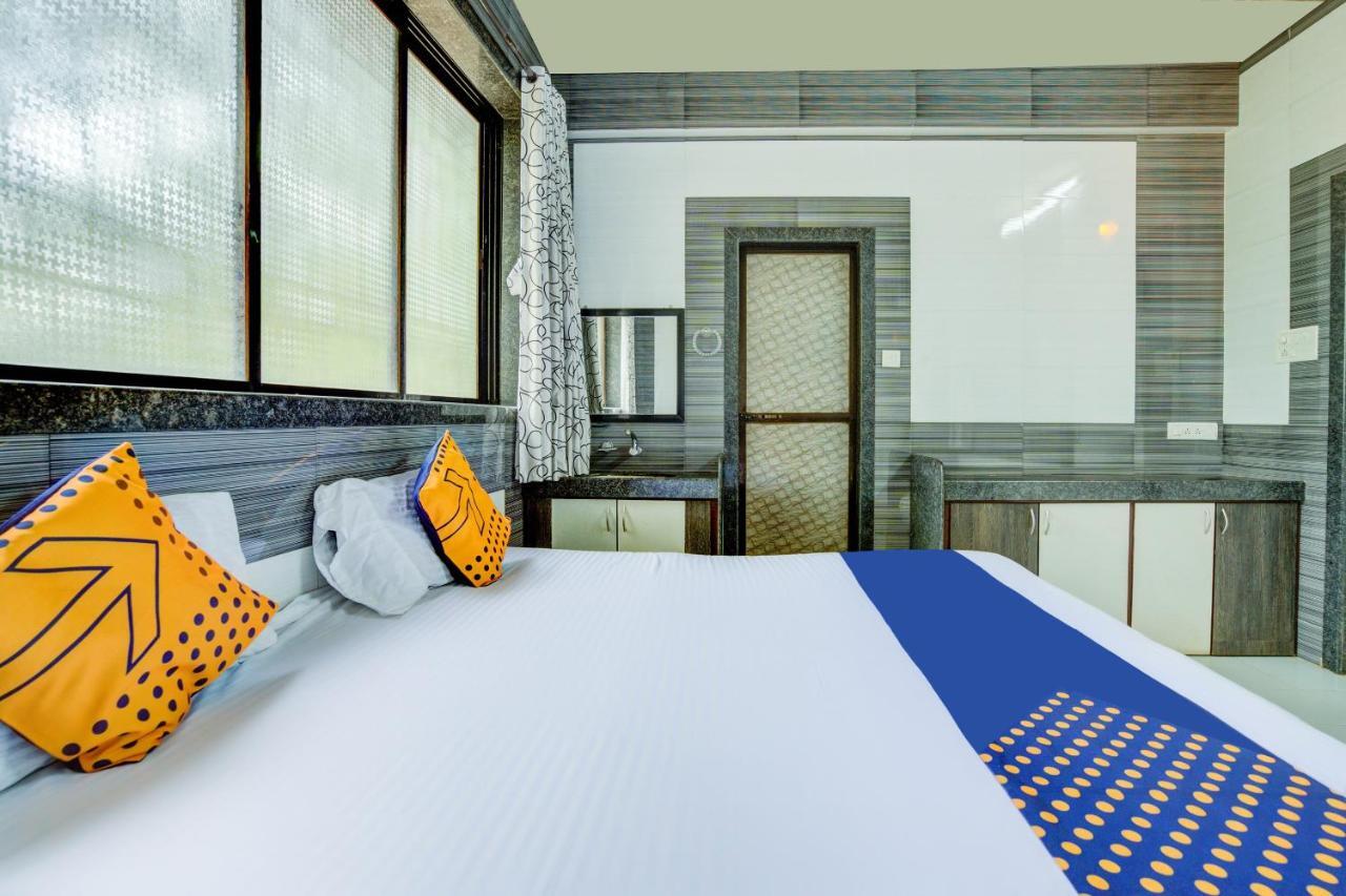 Spot On 63917 Hotel Dolphin Garden Kolad Exterior photo